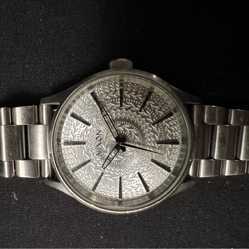 Nixon Sentry stainless steel. Stamped face. One of a kind - Picture 2 of 4